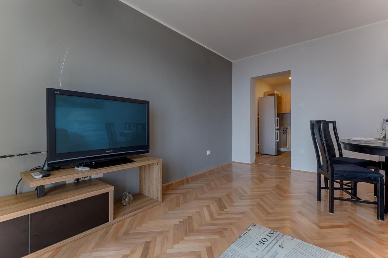 Two Bedroom Apartment Paris Rijeka Bagian luar foto