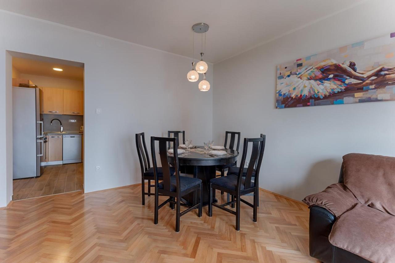 Two Bedroom Apartment Paris Rijeka Bagian luar foto