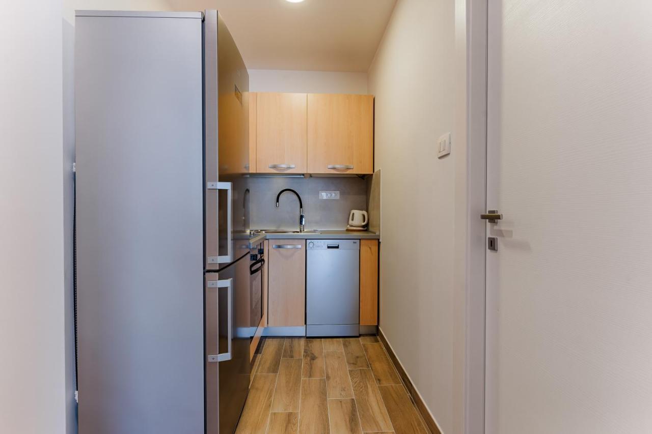 Two Bedroom Apartment Paris Rijeka Bagian luar foto